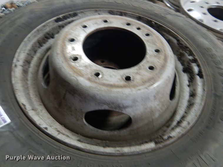 image for item FA9392 (4) Hankook 225/70R19.5 tires and wheels