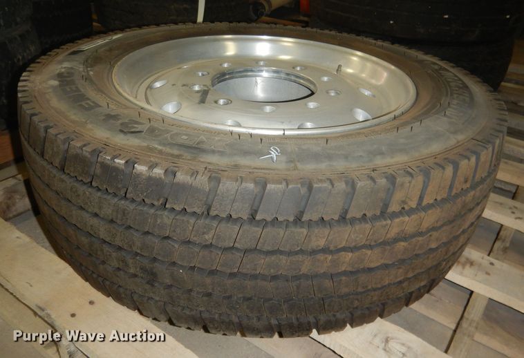 image for item FA9394 Michelin 295/60R22.5 tire and wheel