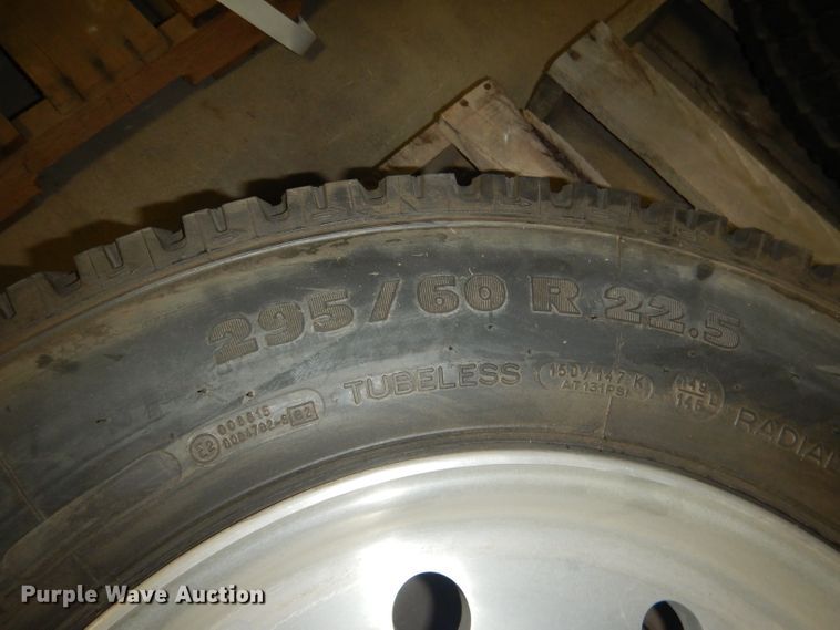 image for item FA9394 Michelin 295/60R22.5 tire and wheel
