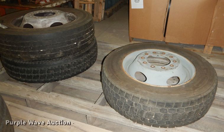 image for item FA9395 (3) Continental 255/70R19.5 tires and wheels