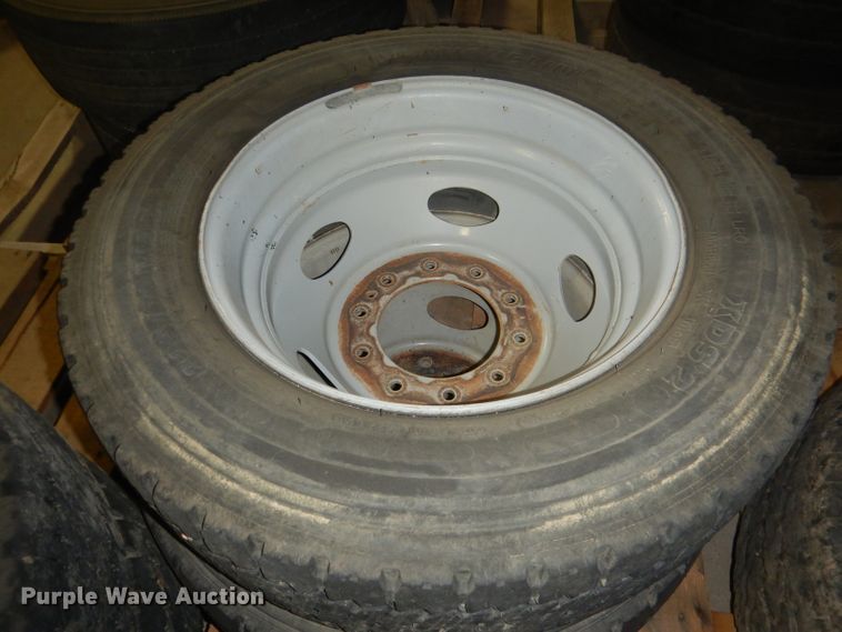 image for item FA9397 (4) Michelin 225/70R19.5 tires and wheels