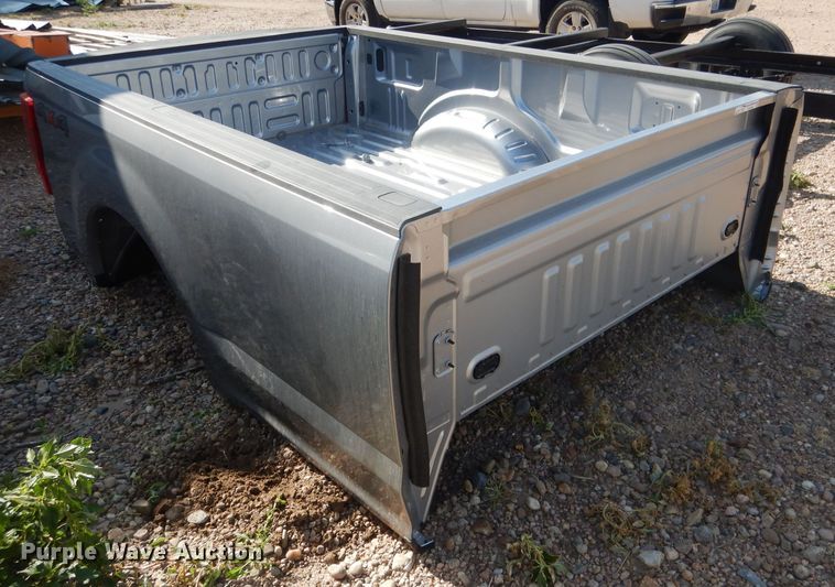 image for item FA9409 2019 Ford F250 pickup truck bed