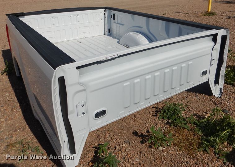 image for item FA9411 2019 Ford F250 pickup truck bed