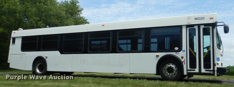 image for item FK9273 2006 New Flyer D40LF  coach bus