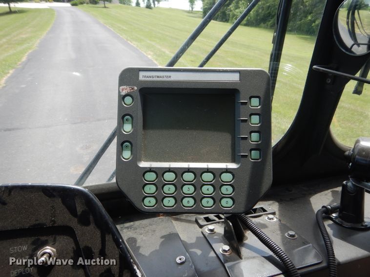 image for item FK9273 2006 New Flyer D40LF  coach bus