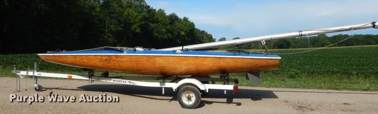 image for item FK9378 Melges M-16 Scow sail boat