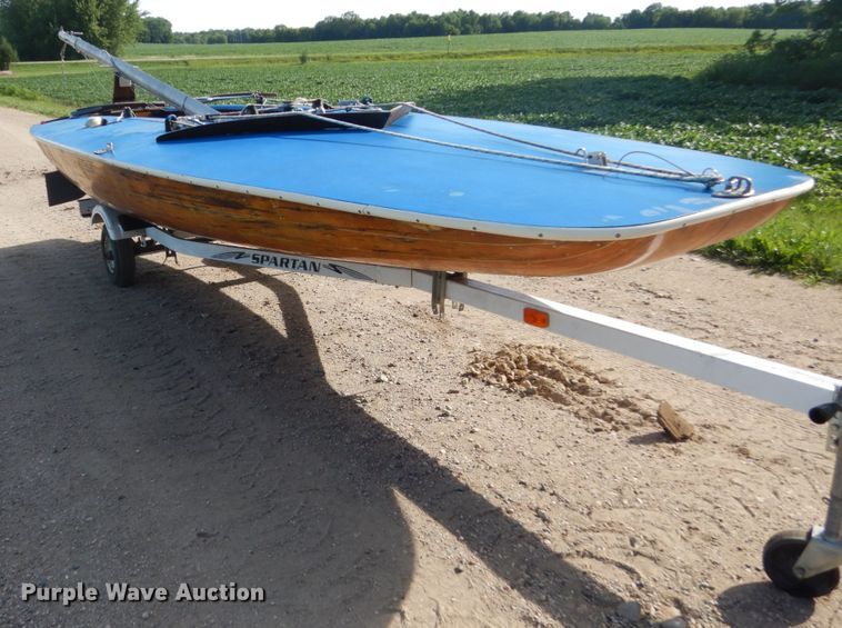 image for item FK9378 Melges M-16 Scow sail boat