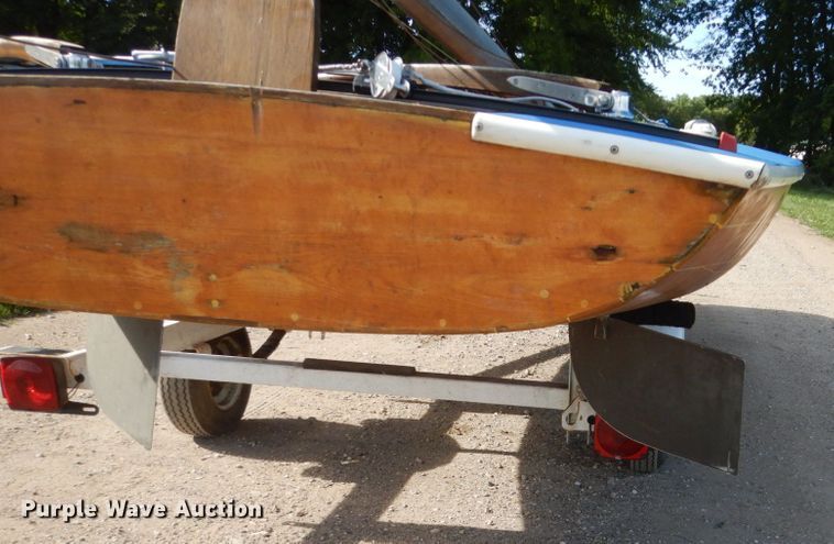 image for item FK9378 Melges M-16 Scow sail boat