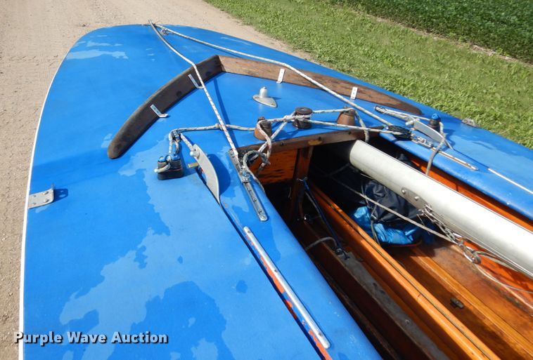 image for item FK9378 Melges M-16 Scow sail boat