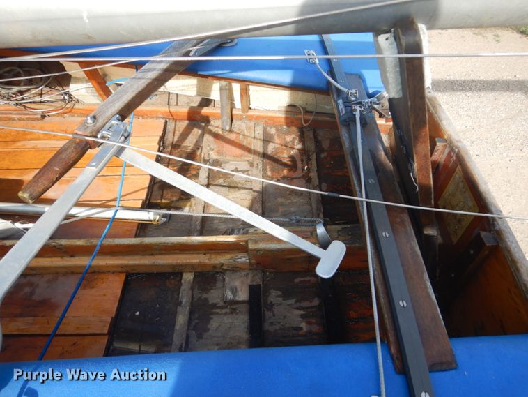 image for item FK9378 Melges M-16 Scow sail boat