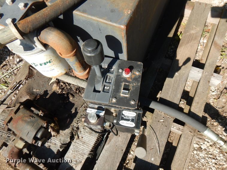 image for item FN9281 Flatbed