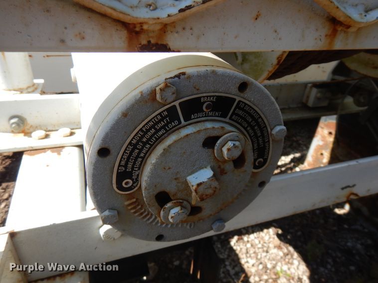 image for item FN9281 Flatbed