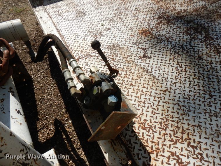 image for item FN9281 Flatbed