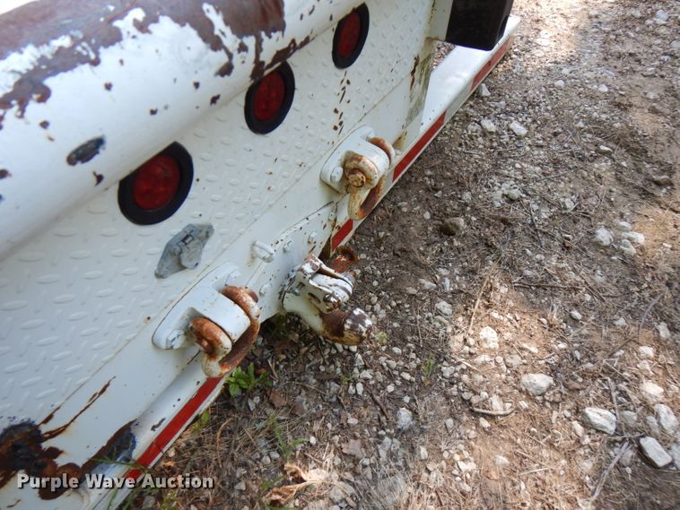 image for item FN9281 Flatbed