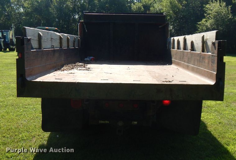 image for item FN9286 1992 GMC C5500  dump truck