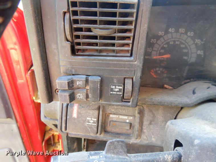 image for item FN9286 1992 GMC C5500  dump truck