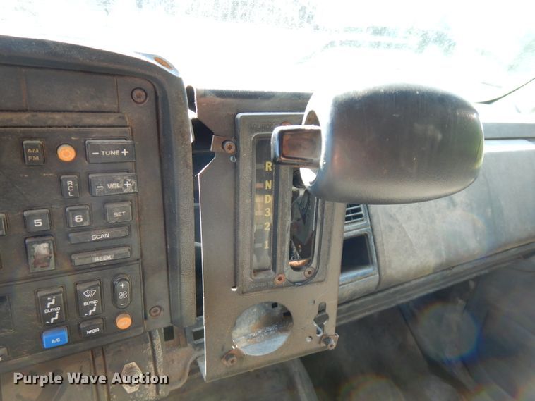 image for item FN9286 1992 GMC C5500  dump truck