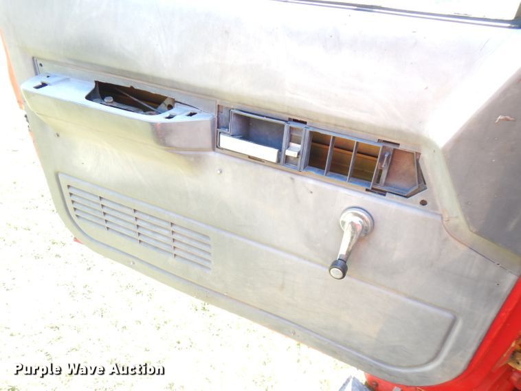 image for item FN9286 1992 GMC C5500  dump truck