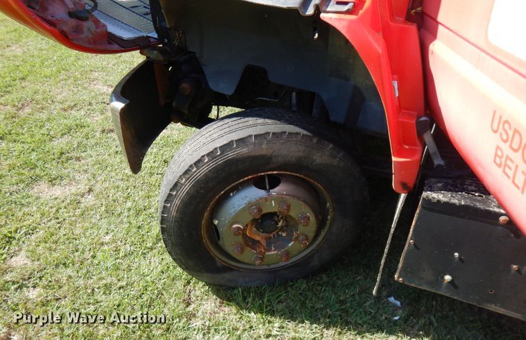 image for item FN9286 1992 GMC C5500  dump truck