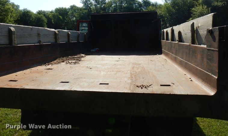 image for item FN9286 1992 GMC C5500  dump truck