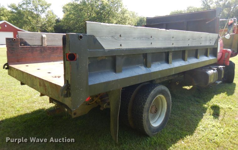 image for item FN9286 1992 GMC C5500  dump truck