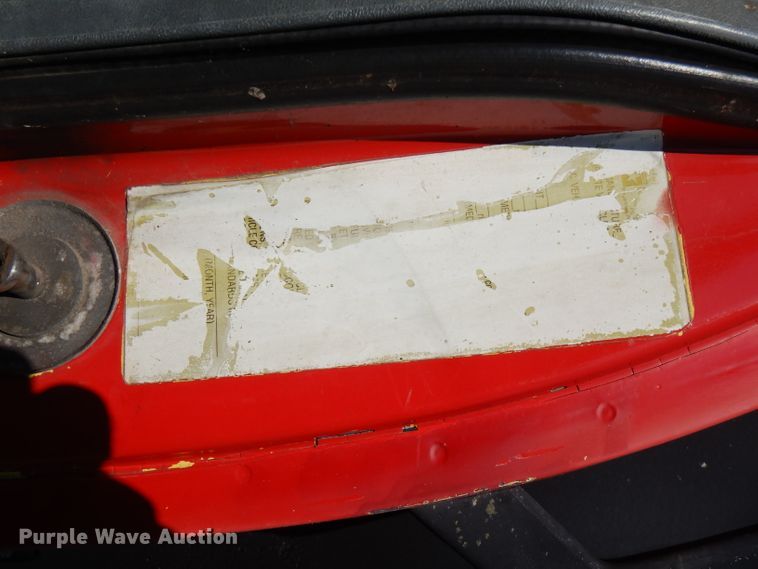 image for item FN9286 1992 GMC C5500  dump truck