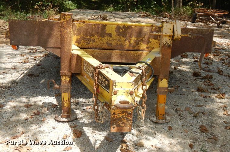 image for item FN9293 1998 Mac-lander equipment trailer