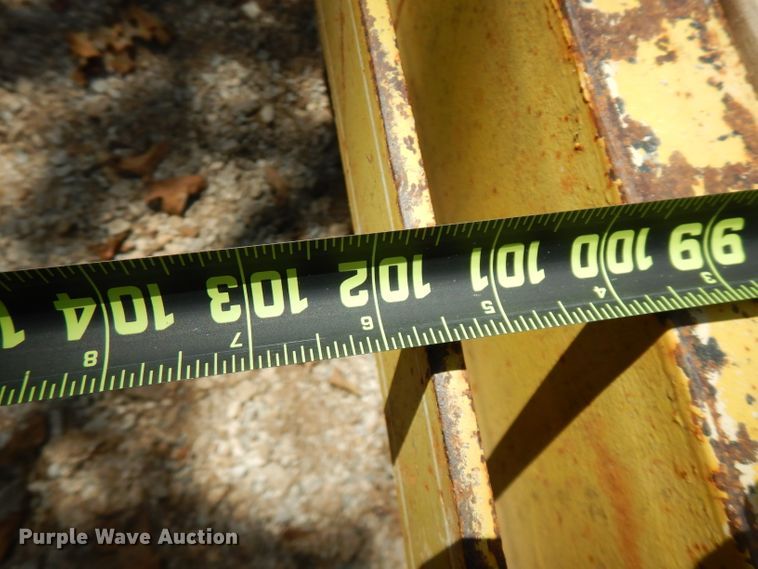 image for item FN9293 1998 Mac-lander equipment trailer