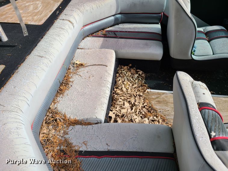 image for item FX9510 1990 Cobra  boat