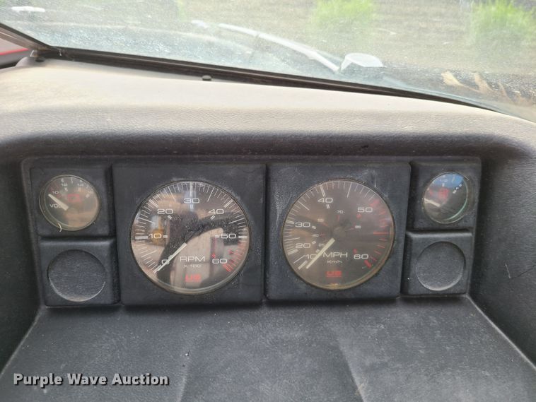 image for item FX9510 1990 Cobra  boat