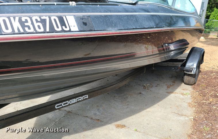 image for item FX9510 1990 Cobra  boat
