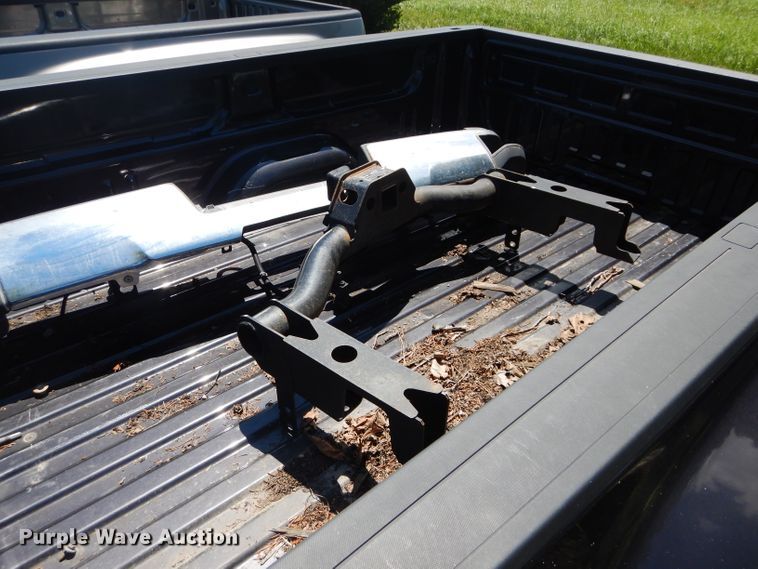 image for item FY9164 Chevrolet Silverado 3500 pickup truck bed