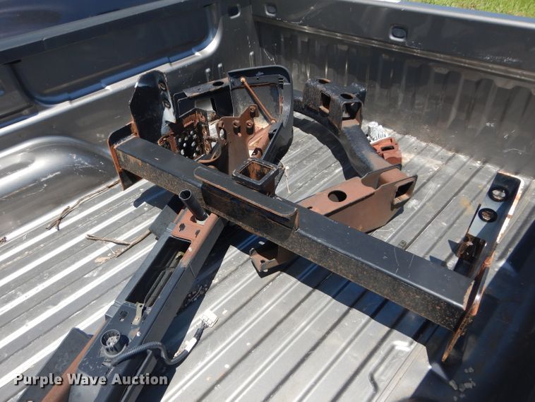 image for item FY9165 Chevrolet Silverado 3500 pickup truck bed