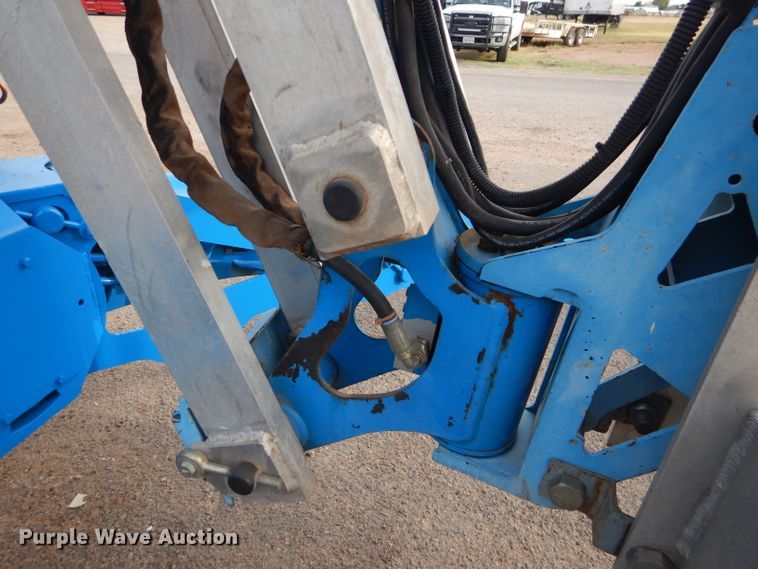 image for item GC9207 2006 Genie TZ5006-147  boom lift