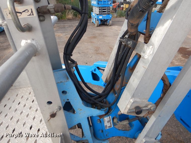 image for item GC9207 2006 Genie TZ5006-147  boom lift