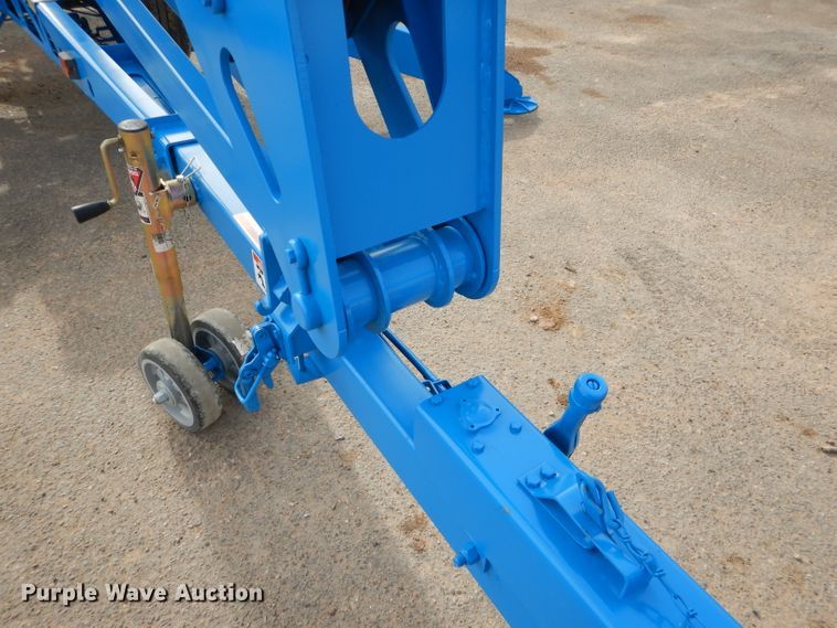image for item GC9207 2006 Genie TZ5006-147  boom lift