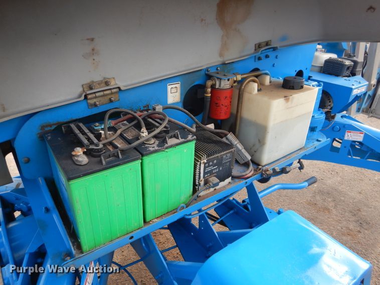 image for item GC9207 2006 Genie TZ5006-147  boom lift