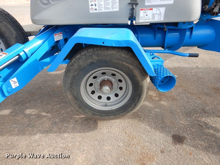 image for item GC9207 2006 Genie TZ5006-147  boom lift