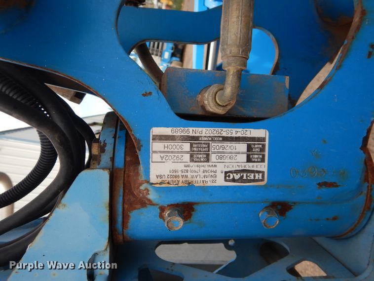 image for item GC9207 2006 Genie TZ5006-147  boom lift