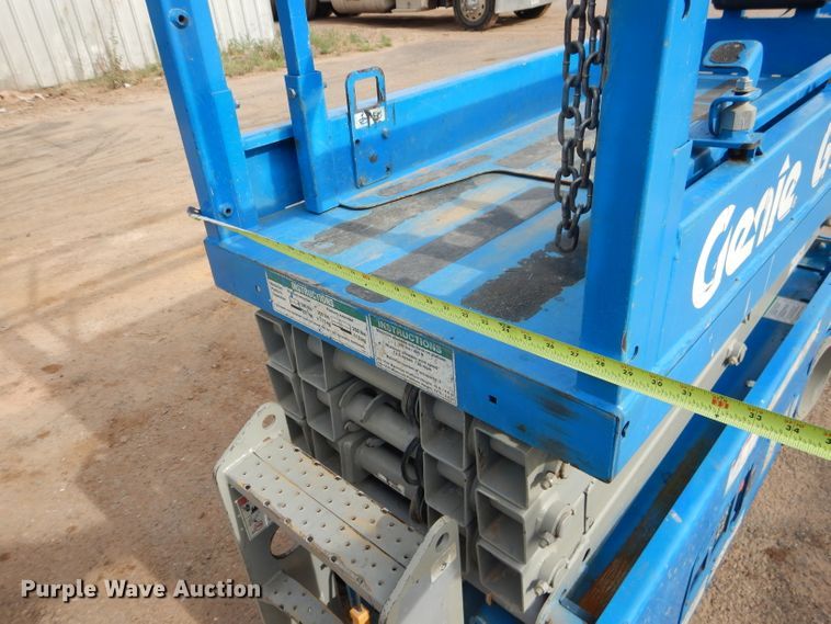 image for item GC9208 2012 Genie GS-1930  scissor lift