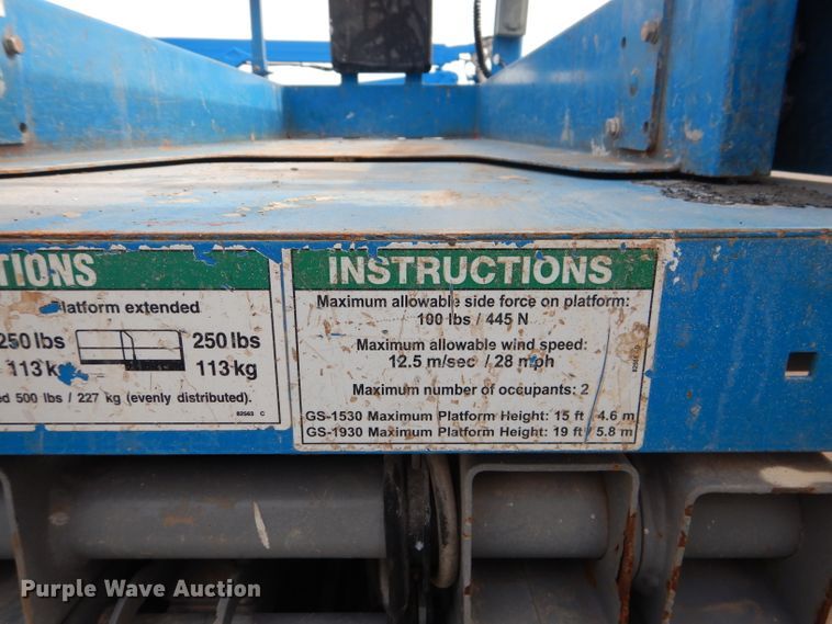 image for item GC9209 2012 Genie GS-1930  scissor lift