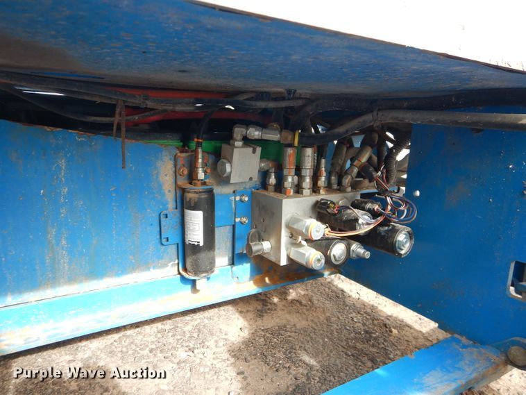 image for item GC9209 2012 Genie GS-1930  scissor lift