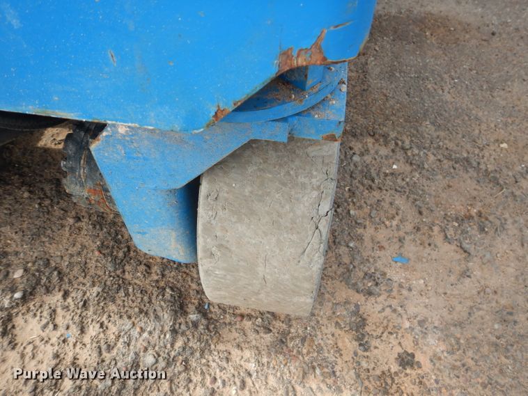 image for item GC9209 2012 Genie GS-1930  scissor lift