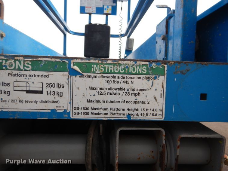 image for item GC9210 2012 Genie GS-1930  scissor lift
