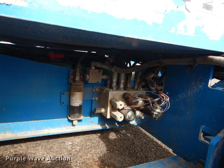 image for item GC9210 2012 Genie GS-1930  scissor lift