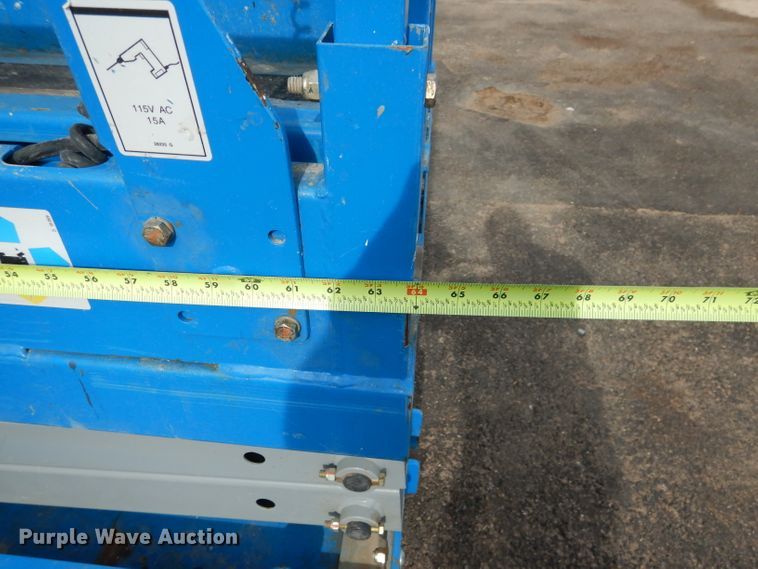 image for item GC9210 2012 Genie GS-1930  scissor lift