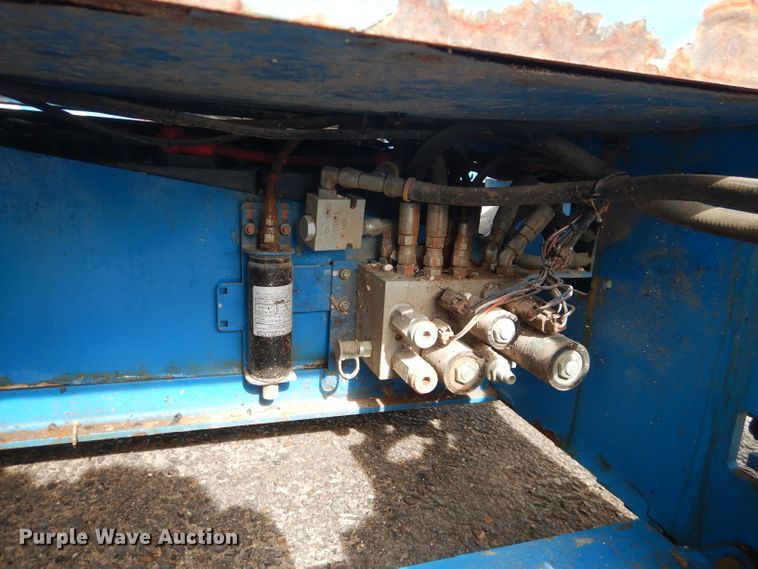 image for item GC9211 2012 Genie GS-1930  scissor lift