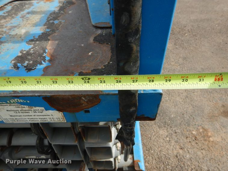 image for item GC9211 2012 Genie GS-1930  scissor lift