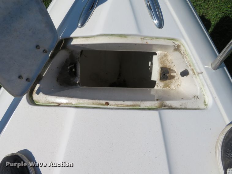 image for item GI9177 2007 Rinker 262 Captiva Cuddy  boat