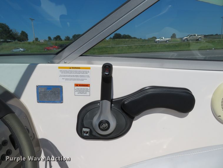 image for item GI9177 2007 Rinker 262 Captiva Cuddy  boat